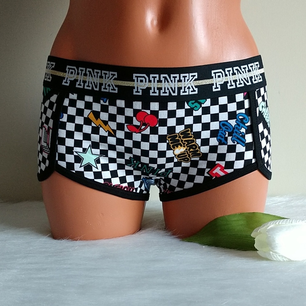 Size S 🌺PINK VICTORIA'S SECRET LOGO BOYSHORT.nwt - Picture 1 of 5